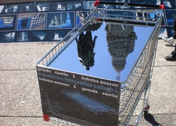 un carrito al cielo - rizzo & meneses & carella Fotográfica en explanada del teatro solís sábado 4 de octubre de 2008 día del patrimonio