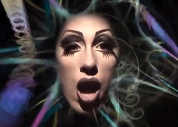 Como no había novio me besé mis propias manos