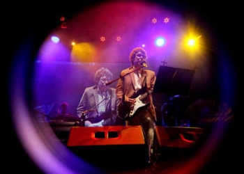 Foto: https://www.facebook.com/photo.php?fbid=651197601569869&set=a.651197524903210.1073741830.617861731570123&type=1&theater