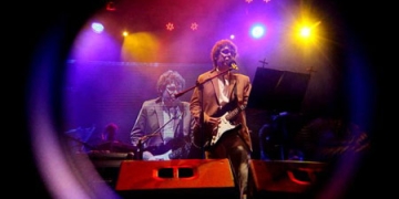 Foto: https://www.facebook.com/photo.php?fbid=651197601569869&set=a.651197524903210.1073741830.617861731570123&type=1&theater