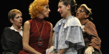 las_descentradas_-_comedia_nacional_-_foto_castagnello_25