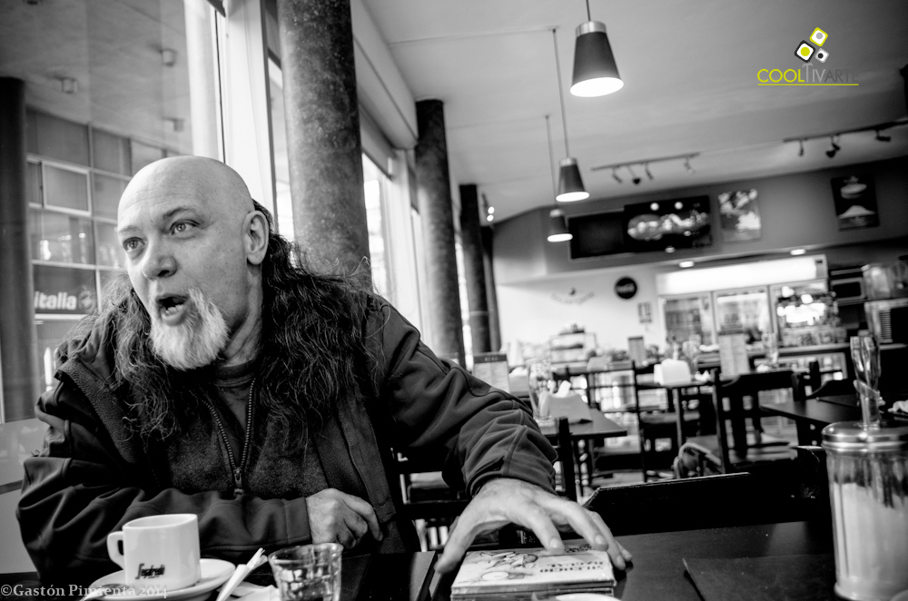 Un artista ni estrella ni fugaz, entrevista a Tabaré Rivero © Gastón Pimienta Un artista ni estrella ni fugaz, entrevista a Tabaré Rivero © Gastón Pimienta