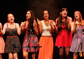 Coralinas en Sala Zitarrosa - Foto: Agustín Fagetti