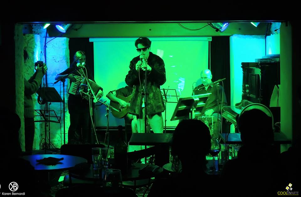 imagen - Martín Barea Mattos & x Hora x Día x Mes VinoOvni. 16 de Setiembre de 2014. ©Karen Bernardi