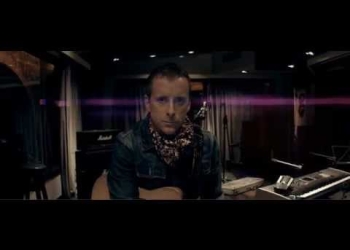 Video oficial “Real o Ficción” – MARTINO