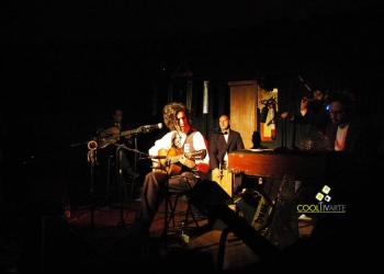 imagen - BAREA MATTOS & POR HORA POR DIA POR MES - Planetario Municipal - Octubre 2010 © Federico Meneses