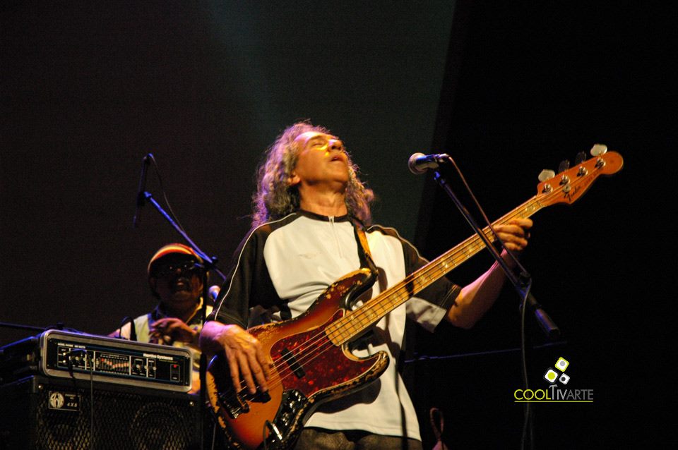 imagen - URBANO MORAES presentó "Vuela más alto" - Sala Zitarrosa - Noviembre 2010 © Federico Meneses