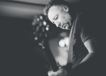 imagen - Peter Hook and The Light en vivo