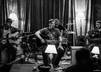 imagen - Agente 86 ­ Junto a Cashetano Lamerluza/ Acustico ­ BJ Sala ­ 18/09/14 © Nico Paulis