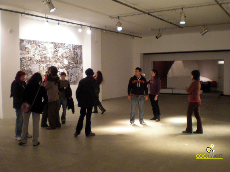 imagen - PERSONAS QUE DAMOS BESOS MAGELA FERRERO - septiembre - octubre 2007 - Foto Federico Meneses