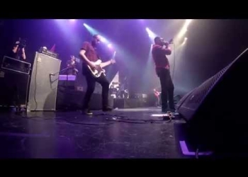 EL RESTO DE NOSOTROS – Celos