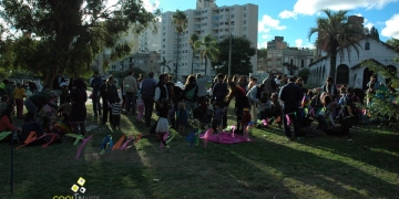 imagen - Actividades lúdicas y lectura de cuentos en el Parque Rodó - Marzo 2013 © Federico Meneses