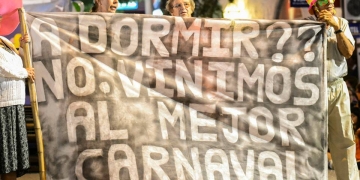 imagen - Desfile de carnaval en Rosario (Colonia) Febrero 2015 Fotos © Daniela Hernández