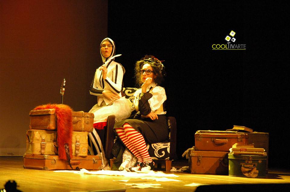 imagen - La escritora de comedias ¿de qué te reís? de Jimena Márquez - Teatro del Notariado - Agosto 2013 © Federico Meneses imagen - La escritora de comedias ¿de qué te reís? de Jimena Márquez - Teatro del Notariado - Agosto 2013 © Federico Meneses