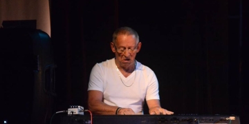 Ciclo "Jazz Acústico" Organizado por Audem Coopaudem Hugo Fattoruso y Gabriel Estrada Sala Verdi - 12 de Marzo 2015 Foto © Federico Meneses