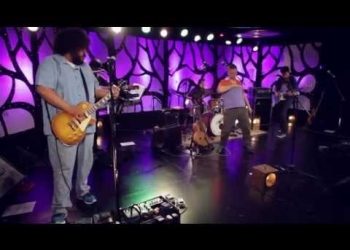 Martín Buscaglia & sus Bochamakers: “El Sol”