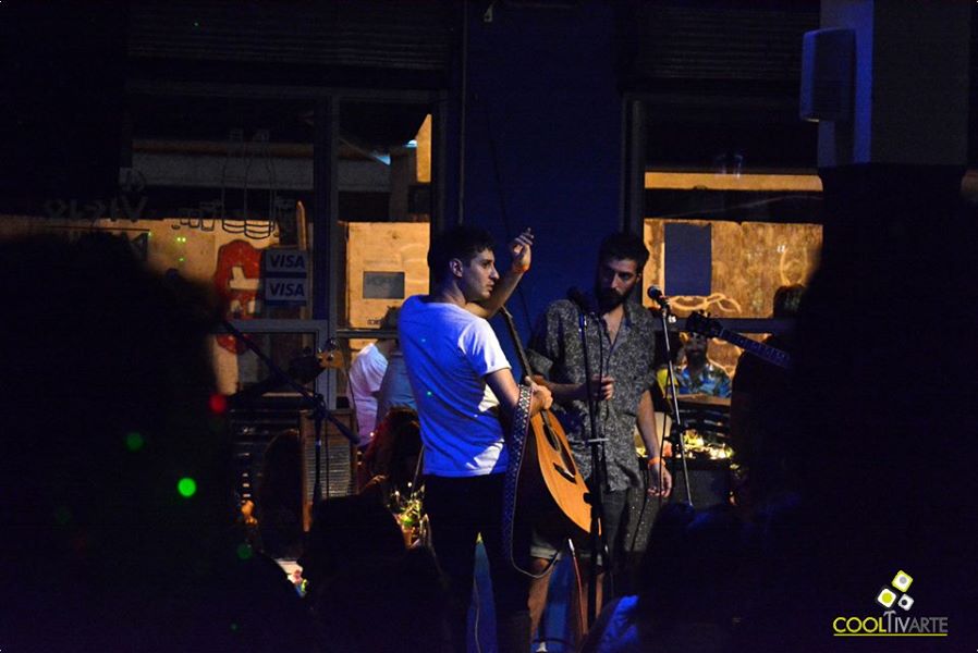 imagen - Hermanos Láser acústico en Bluzz Bar - Febrero 2015 - Foto © Federico Meneses