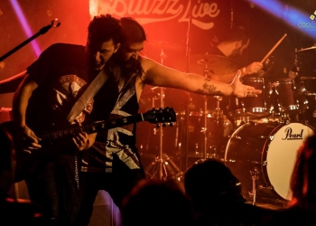 imagen - Tributo a Pearl Jam - Claudio Pintos, Diego Bustamante, Federico Valenzuela, Rodrigo Trobo y Frank Lampariello. 29 de Mayo 2015 - Foto © Javier Fuentes