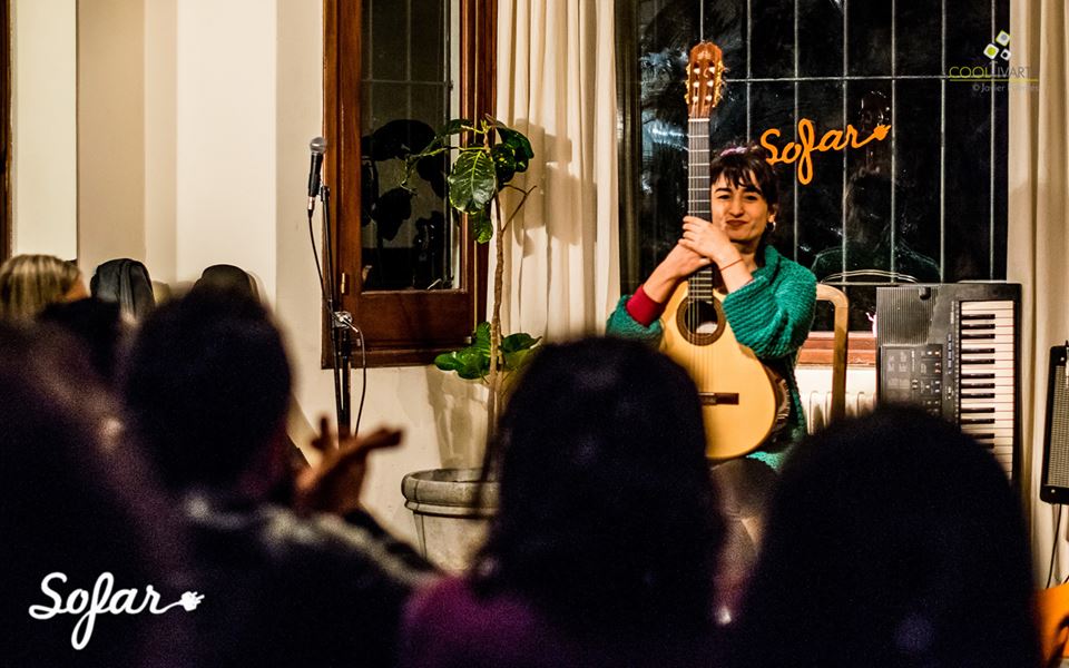 imagen - Sofar Sounds Montevideo, songs from a room. Tocaron Maca Mona Mu, Mountain Castles y Vincent Vega. 20 de Junio 2015 - Foto © Javier Fuentes