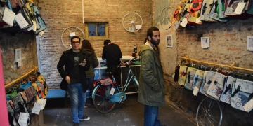 cooltivarte - MVD en Bici, un proyecto de Enanas de Jardín en CASA WANG 15 de agosto 2015 Foto © Federico Meneses