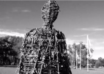 imagen - El Hombre del Paraná/escultura vegetal/gustavo fernÁndez