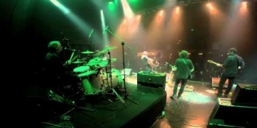 Y LA NAVE VA (Buenos Muchachos) EN VIVO EN LA TRASTIENDA 20 set 2014, Montevideo. Alejandro Ferradás & Marcelo Fernández