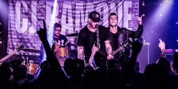 C.J. Ramone, más conocido como "The Little Ramone", en su gira "American Punk" en Bluzz Live Montevideo. 18 de Octubre de 2015. Foto © Javier Fuentes Photography