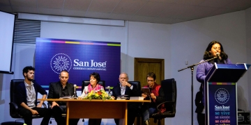 Entrega de Premios del Concurso "Pablo Neruda"- Noviembre 2015 Espacio Cultural de San José Foto © Paola Scagliotti