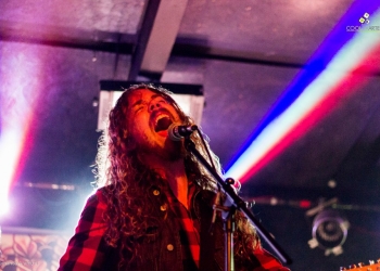 Jeremy Irons and The Ratgang Malibus, Los Mostachos y Amëba en Bluzz Live - 26 de noviembre 2015 - Foto © Fernanda Aramuni