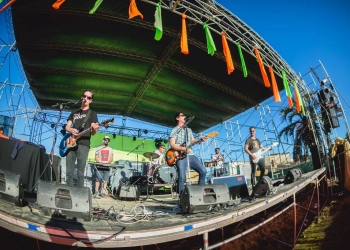 Con Gonzalo Zipitría de Boomerang, los teloneros de The Rolling Stones en Uruguay