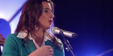 Malena Muyala – “No me esperes” / Alfredo Zitarrosa