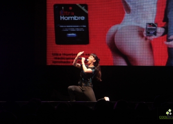 Persona en La Trastienda - 21 de abril 2016 - Foto © Lucía Baltar