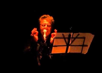 Puesta en voz : Luis Bravo interpreta a César Vallejo