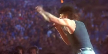 AC/DC - Shoot to Thrill