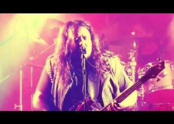 El diablo se ve en los detalles- Concierto Herrumbre