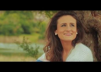 A MI HERMANA MENOR (letra y música por Victoria Solé /Arreglos Rudy Perez, Chris Price)