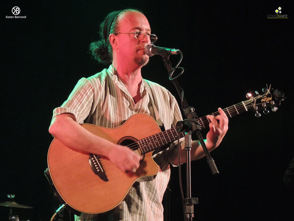 Blues & Rock Fest · Dixit + Daniel Domínguez y la 33 - Sala Camacuá - 26 de Agosto 2016 Fotografía: Karen Bernardi Blues & Rock Fest · Dixit + Daniel Domínguez y la 33 - Sala Camacuá - 26 de Agosto 2016 Fotografía: Karen Bernardi