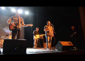 La Foca – Sin Devolver (con el niño que toca fuerte)