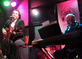 Damián Gularte y Leo Maslíah en Tinkal Bar. Jueves 15 de Setiembre de 2016. Fotografía: Karen Bernardi