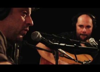 EL ASTILLERO / La música del bar