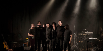 Mushi Mushi Orquesta​ en el ciclo Noches Tibias, invitado Franny Glass​ - Sala Camacuá - Foto: © Natalia Ganassoli​ de Colectivo Gota​