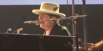 Bob Dylan – Desolation Row – Desert Trip – Indio CA – October 7, 2016
