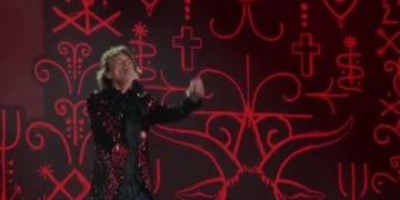 The Rolling Stones – Sympathy For the Devil