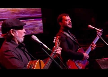 Lucas Sugo & Larbanois-Carrero – Cuando cante el gallo azul