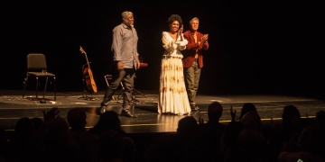 Caetano-Veloso-y-Teresa-Cristina-Auditorio-del-Sodre-7-de-Marzo-2017-foto-lucia-coppola
