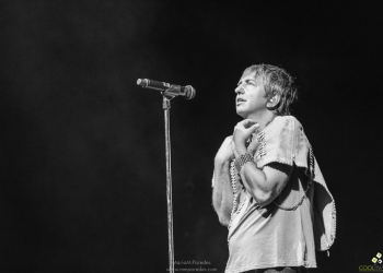 Babasónicos presentó Impuesto de Fe en el majestuoso escenario del Teatro Solís Fotografía María Magdalena Paredes