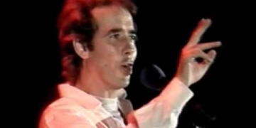 Joan Manuel Serrat en el Estadio Centenario