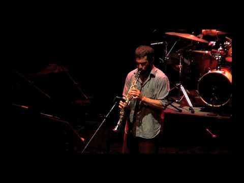 Presentación de LaTin Banda en Instrumenta, Encuentro de Música Instrumental Uruguaya en su edición Primavera 2013 (8 de noviembre de 2013).