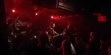 BLUZZ LIVE