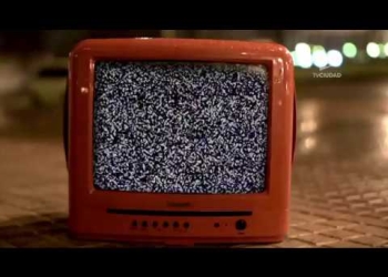 Ojos Rojos, programa emitido semanalmente por el canal de televisión abierta de Montevideo, Uruguay, Tv Ciudad, conducido por el periodista Gabriel Peveroni, se asocia en esta ocasión, en su nueva temporada, con el proyecto Sudtopia